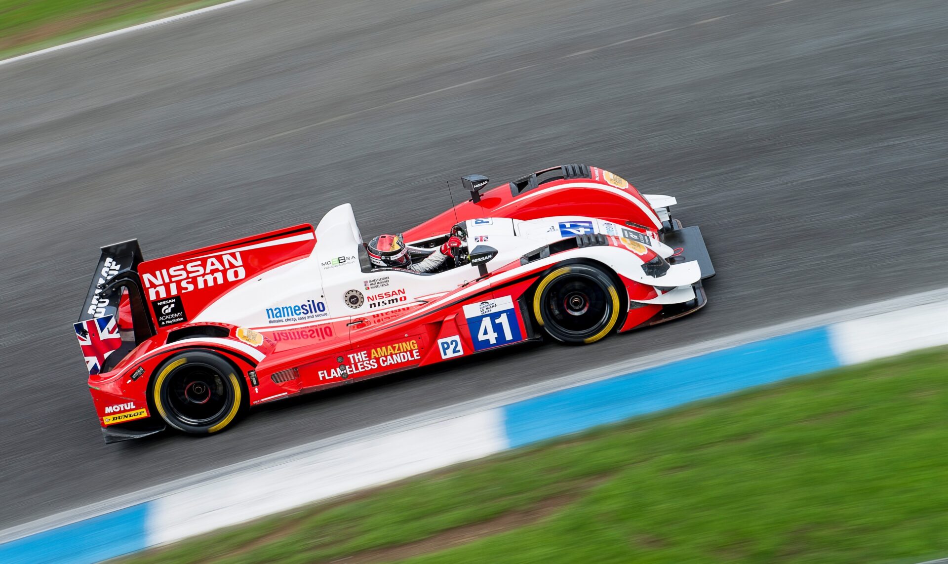 MIGUEL FAÍSCA E NISSAN BRILHARAM NO CIRCUITO DO ESTORIL