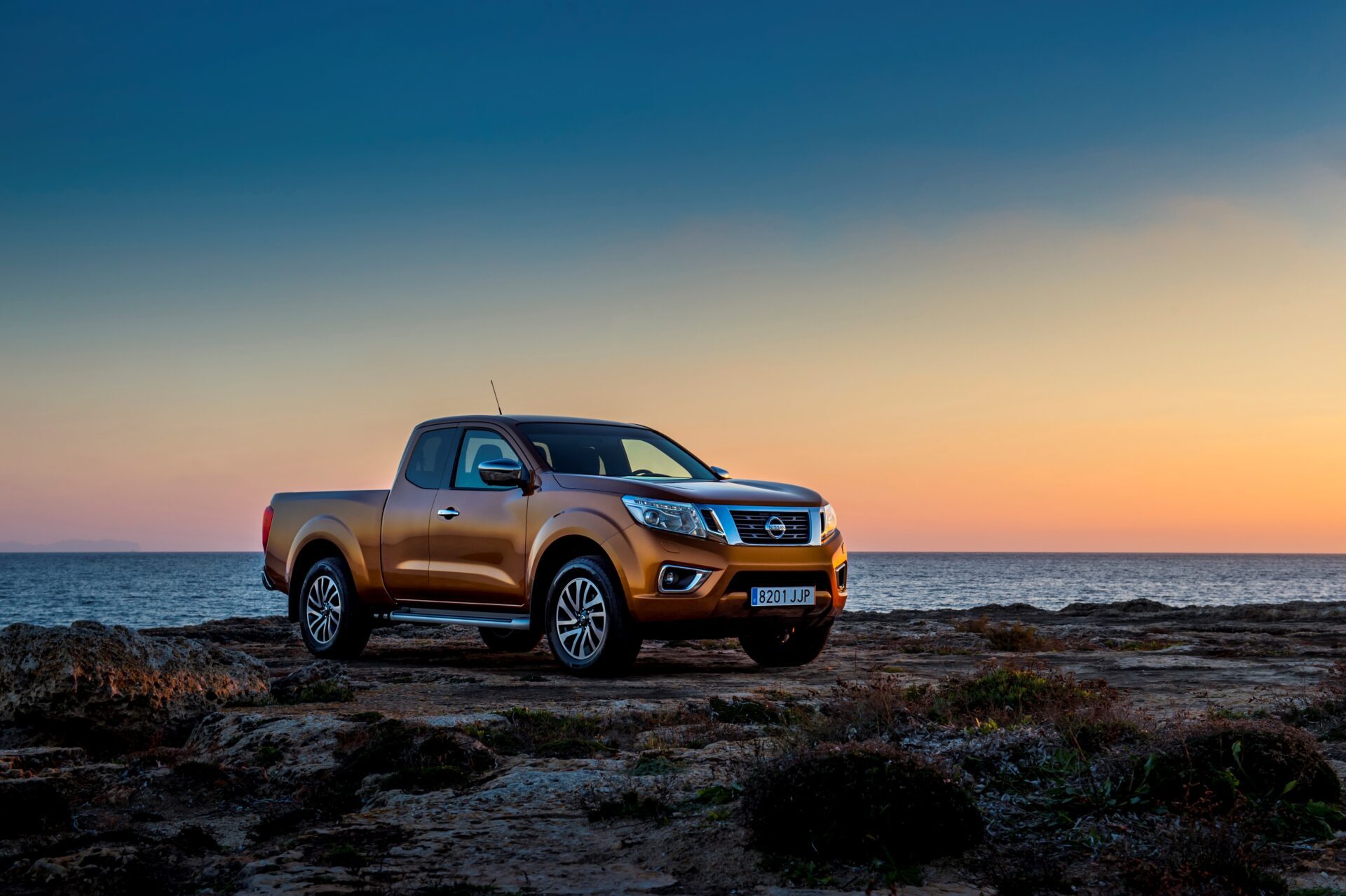 NISSAN NP300 NAVARA KING CAB: A EMOÇÃO E A RAZÃO PODEM SER CONCILIÁVEIS