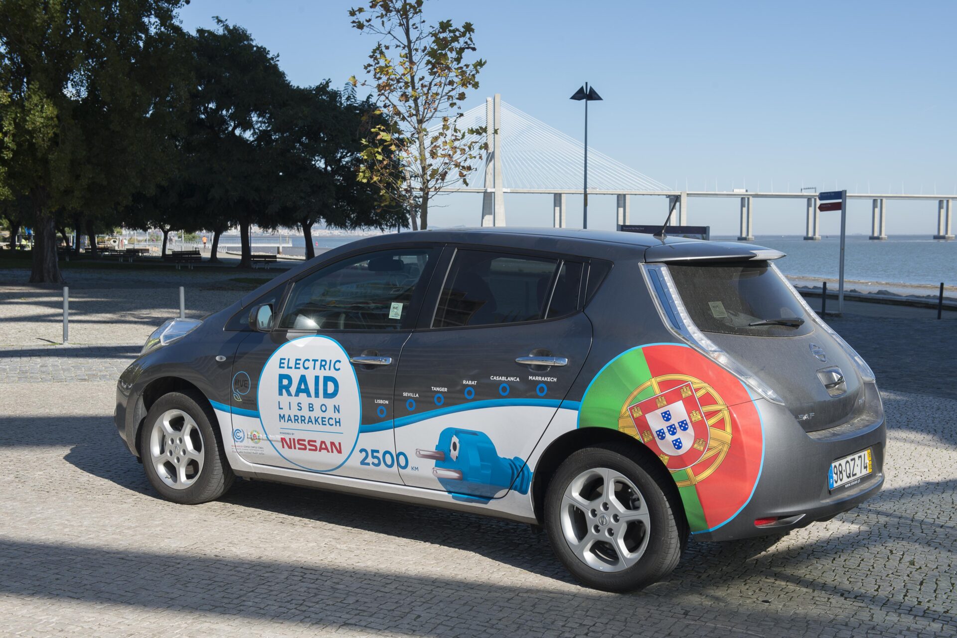 NISSAN LEAF REALIZOU VIAGEM IDA E VOLTA ENTRE LISBOA E MARRAQUEXE… MAIS DE 2.700 KM CUMPRIDOS COM ZERO EMISSÕES!