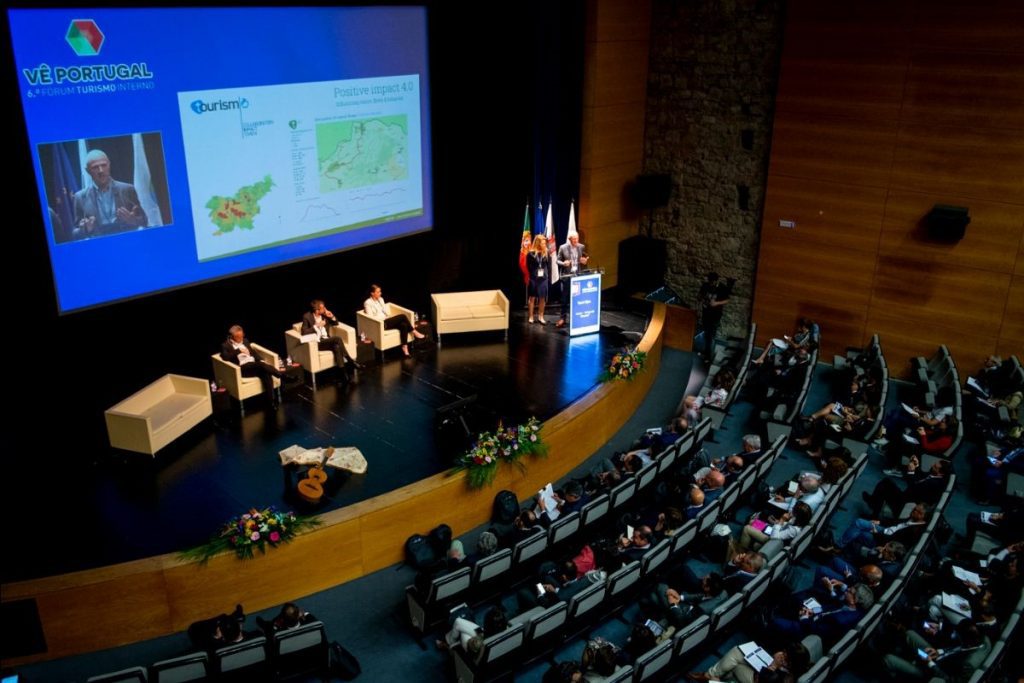 Debates estimulantes sobre turismo interno marcaram primeiro dia do Fórum Vê Portugal