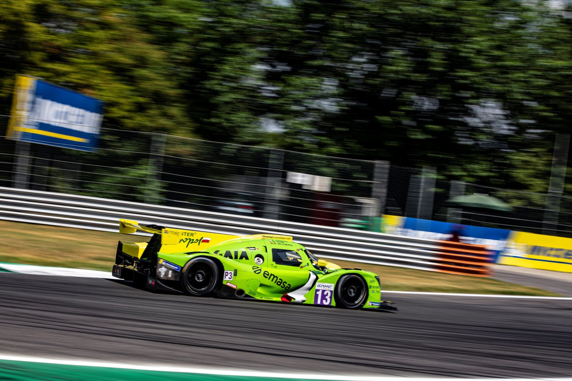 Com apenas 17 anos, o português Guilherme Oliveira estreou-se a vencer no European Le Mans Series nas 4 Horas de Monza