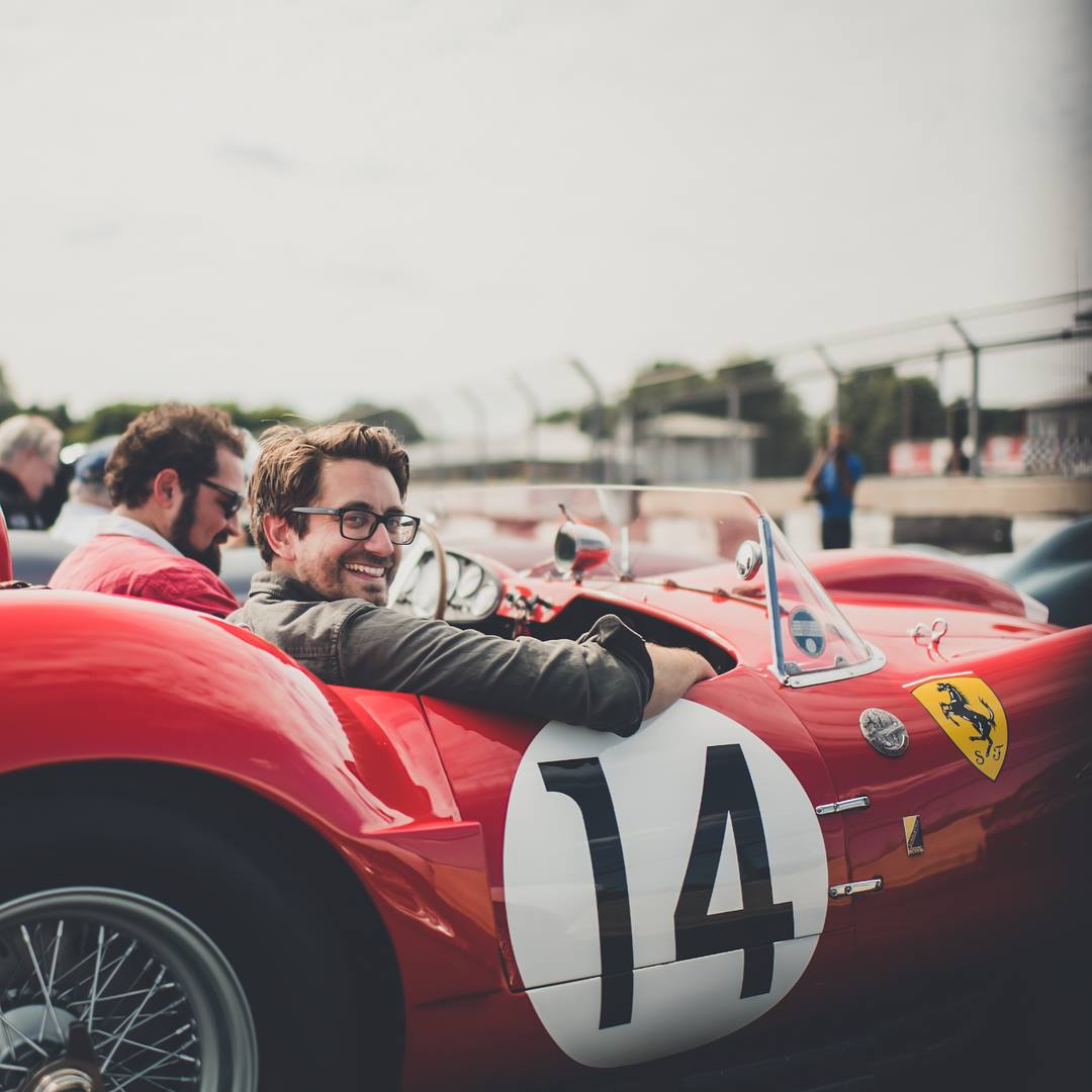 Lisboa junta-se a mais de 120 cidades de todo o mundo em desfile de automóveis clássicos em ação de sensibilização para a prevenção de doenças masculinas.