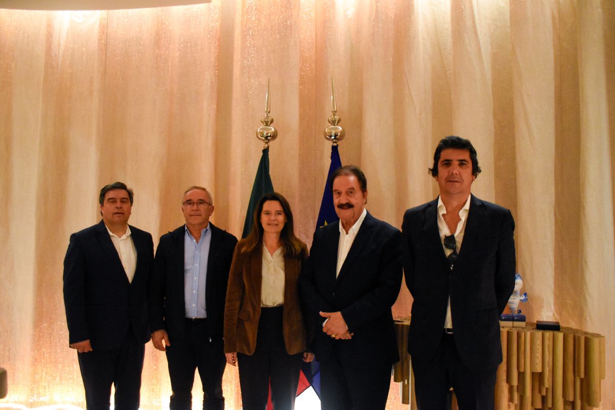 Barro negro de Molelos conquista milhares de visitantes na Exposição Mundial de Osaka
