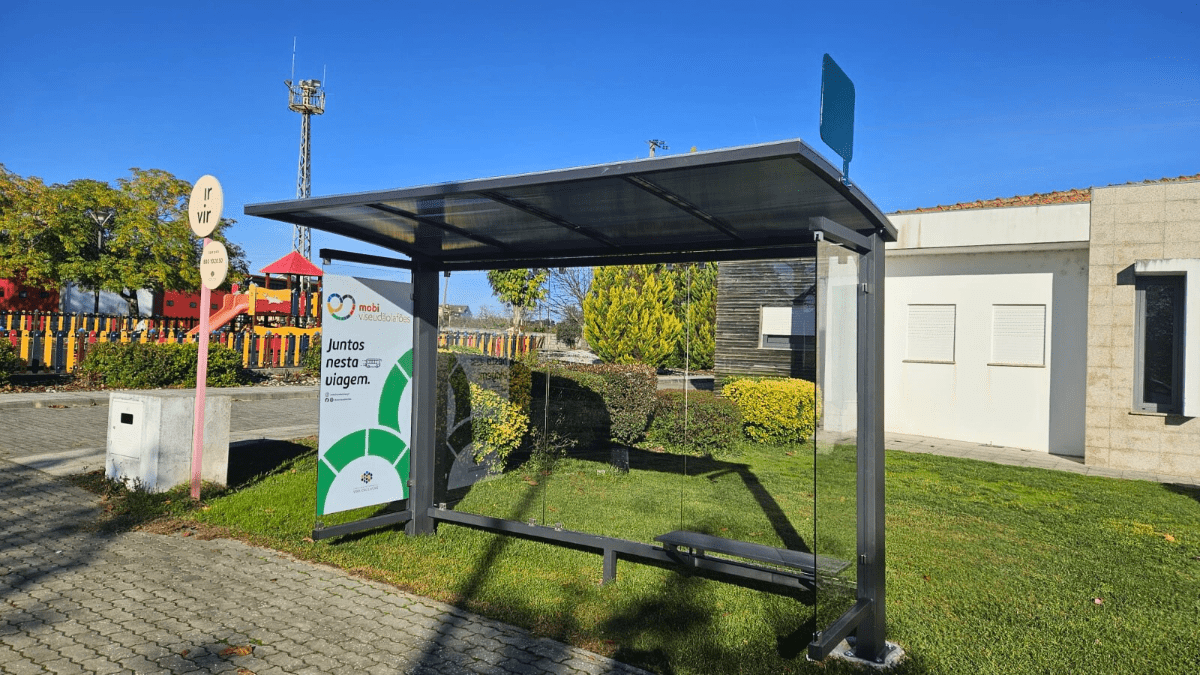 Rede Mobi Viseu Dão Lafões melhora experiência de utilização com novos abrigos e melhorias no serviço